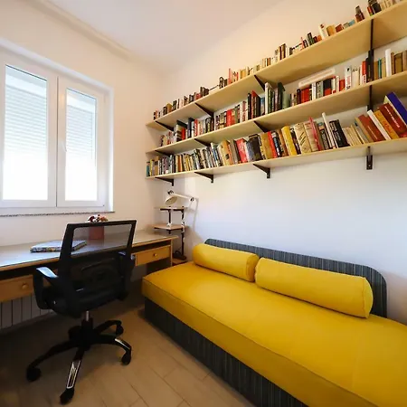 Caisa Classic Beachfront * 扎达尔