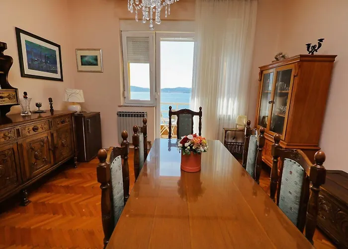 Caisa Classic Beachfront