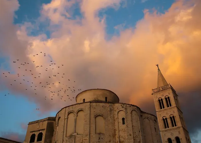 Caisa Classic Beachfront Appartement Zadar